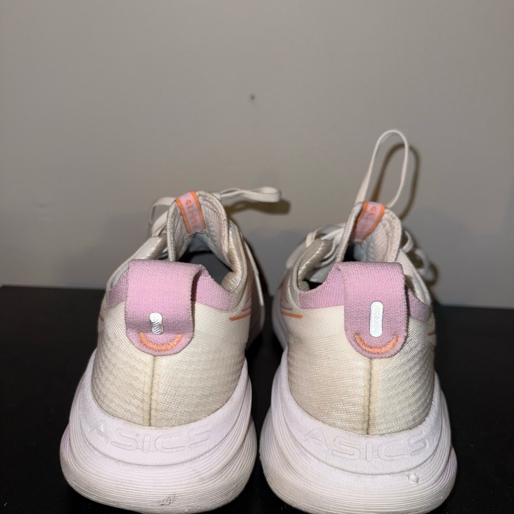 Asics Cream and Pink Athletic Sneakers nimbus 27 - Picture 3 of 4